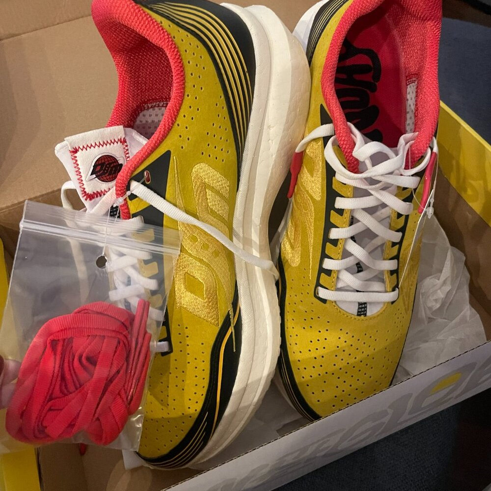Saucony Endorphin Pro DSM Runner - Diet Yellow - Men's Size 10.5  - NWT - Picture 5 of 11